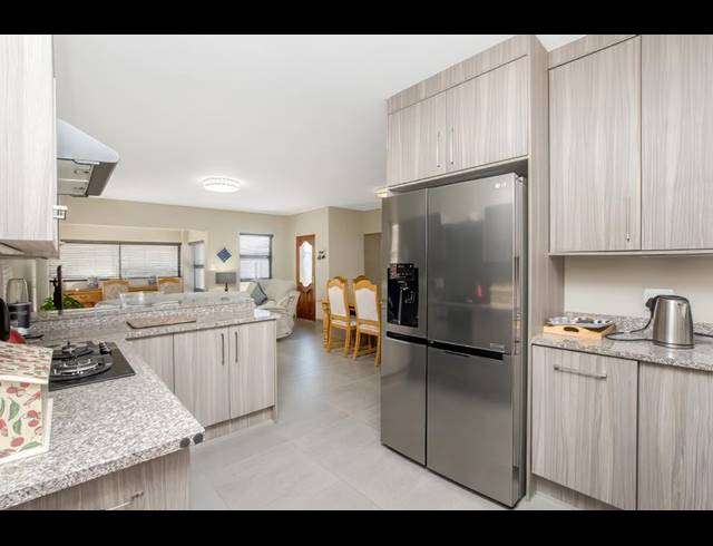 3 BEDROOM HOUSE FOR SALE IN CHANCLIFF